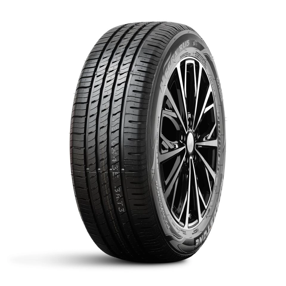 255/40 R19 ROADSTONE Eurovis Sport 04 100Y 